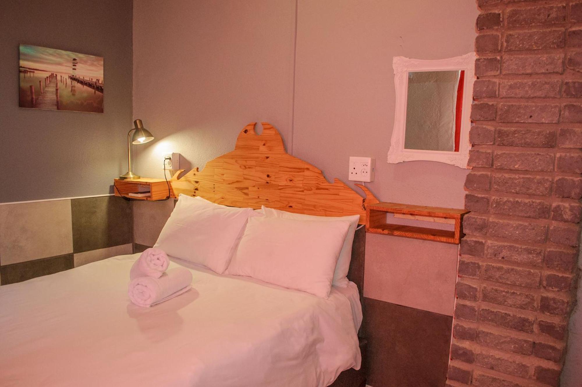 Oceanlife Guesthouse And Restaurant Luederitz Lüderitz Exterior foto